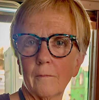 Deb Elliot